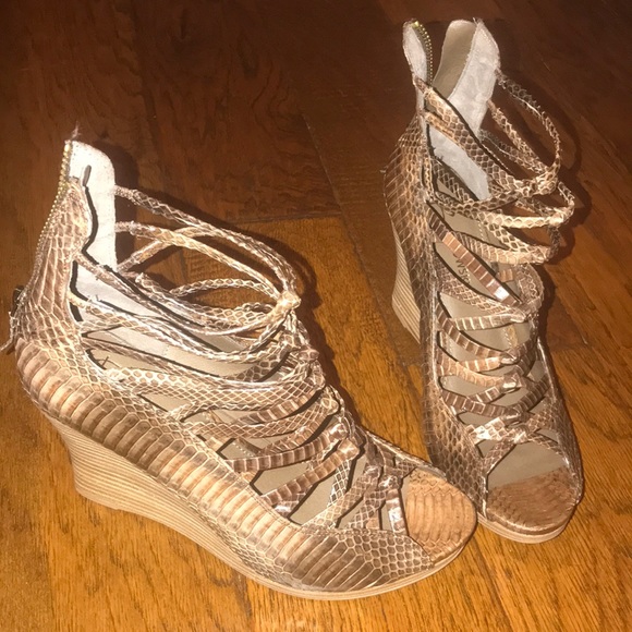 b. makowsky Shoes - B Makowsky wedge heels